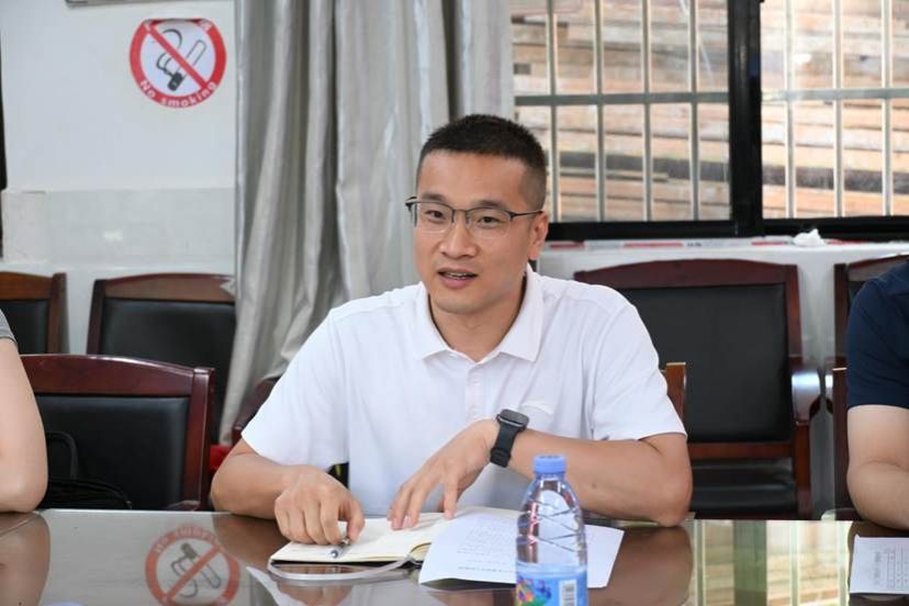 龚 龚